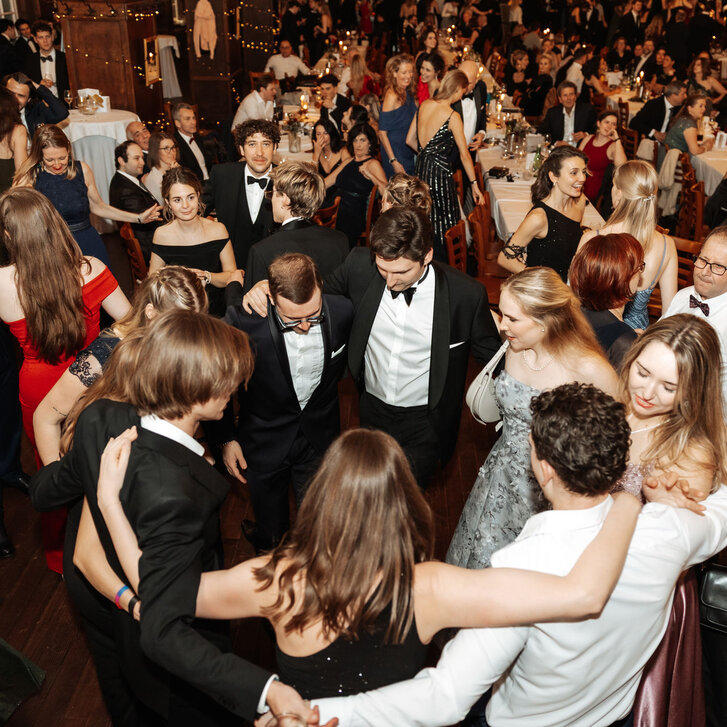 12. Benefizball der Paracelsus Medizinischen Privatuniversität 12. Benefizball der Paracelsus Medizinischen Privatuniversität