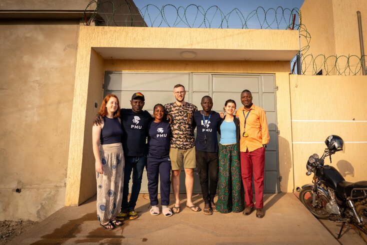 PMU-Studierende während ihrer Famulatur in Togo PMU-Studierende während ihrer Famulatur in Togo