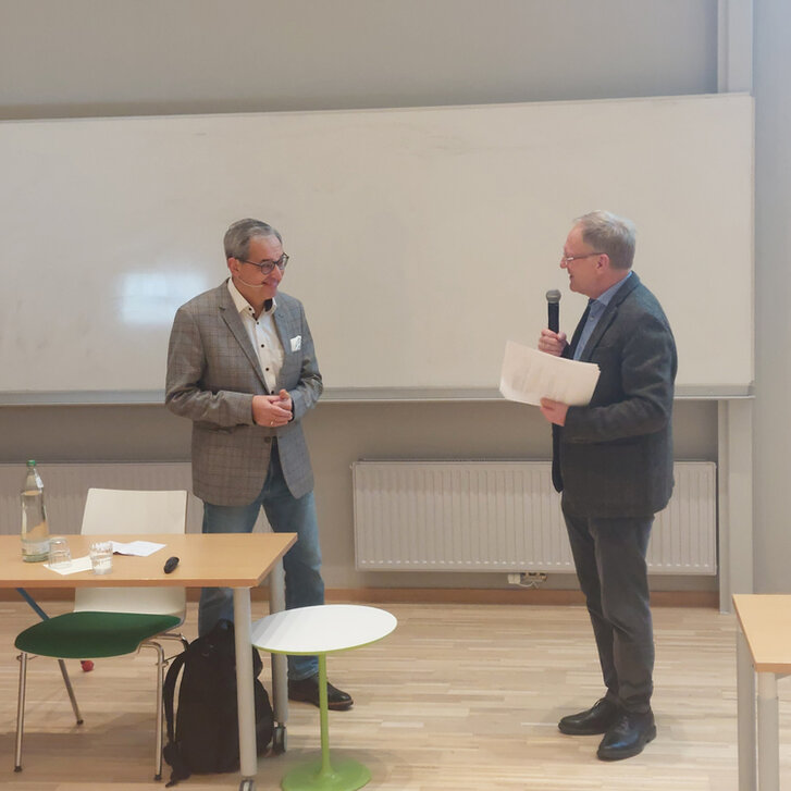 Prof. Thomas Herdegen, Rektor Prof. Resch Vortrag von renommiertem Professor über Medizinalcannabis